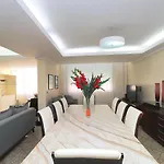 Apartamento espaçoso e luxuoso em Copacabana para 7 pessoas!